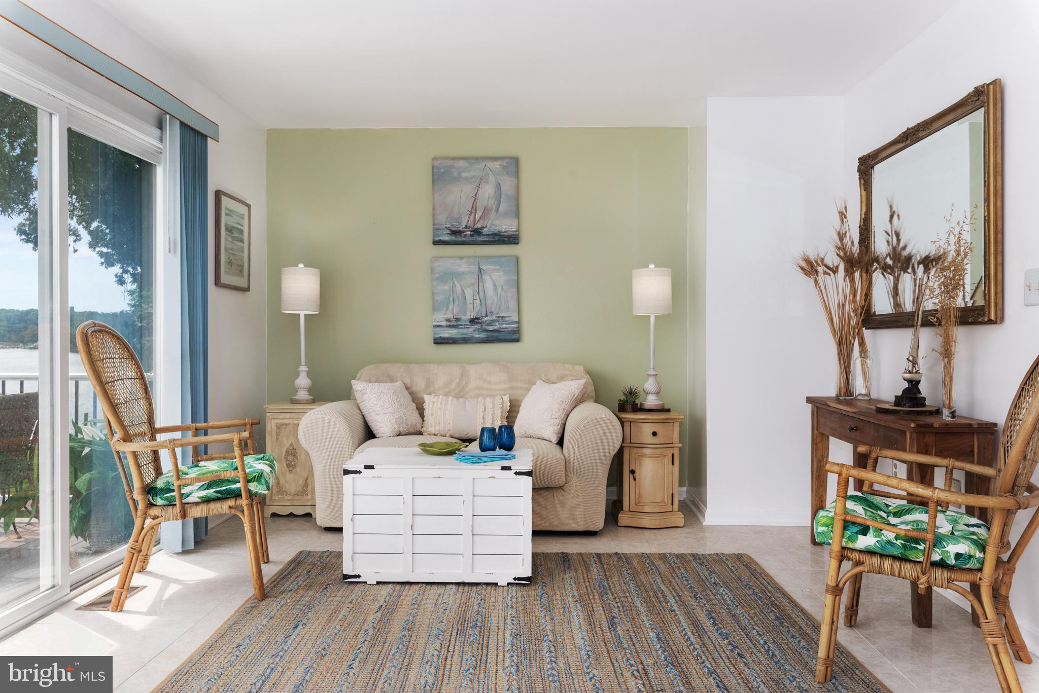 895 S SHORE DRIVE