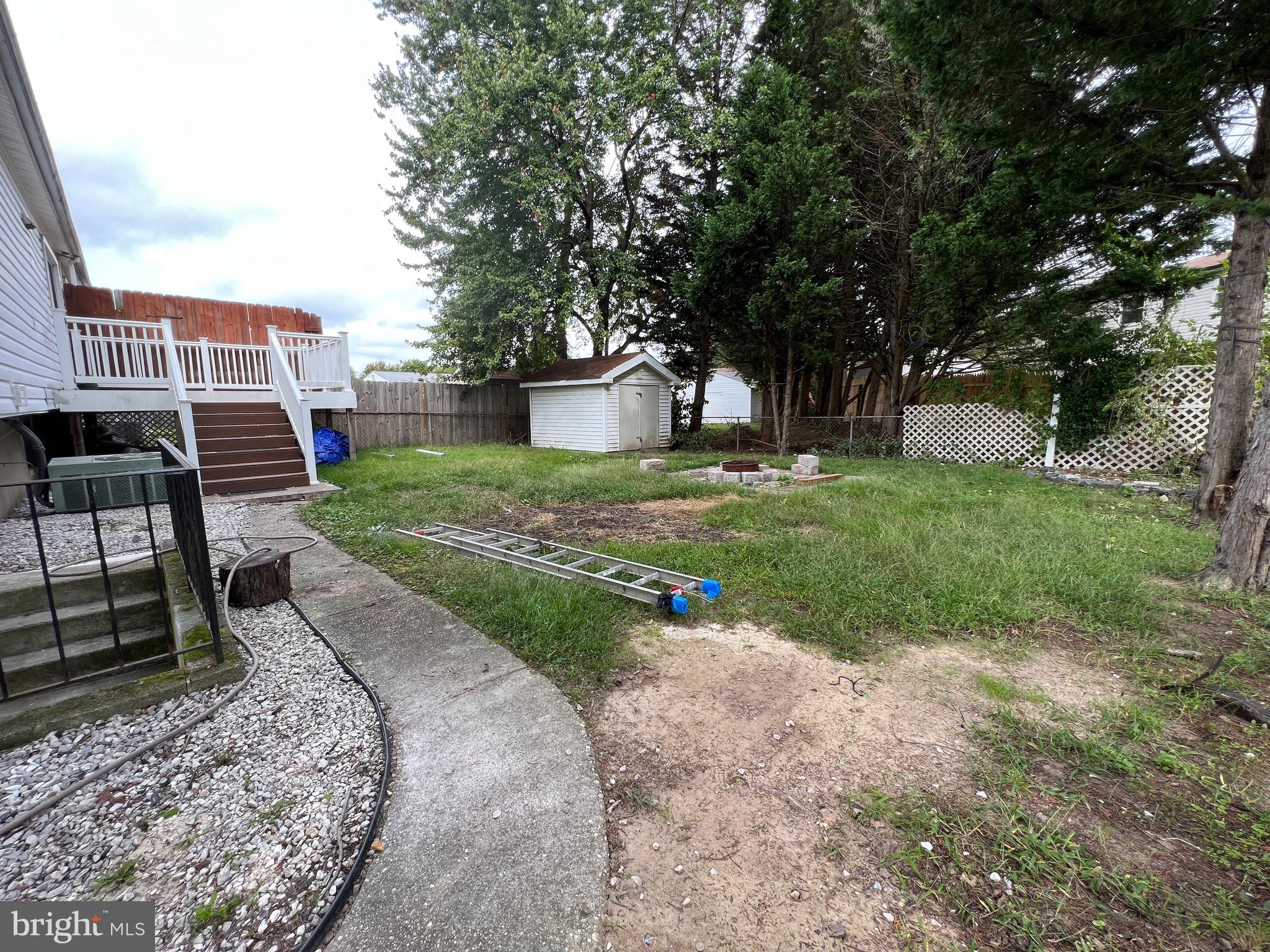 1069 VENA LANE