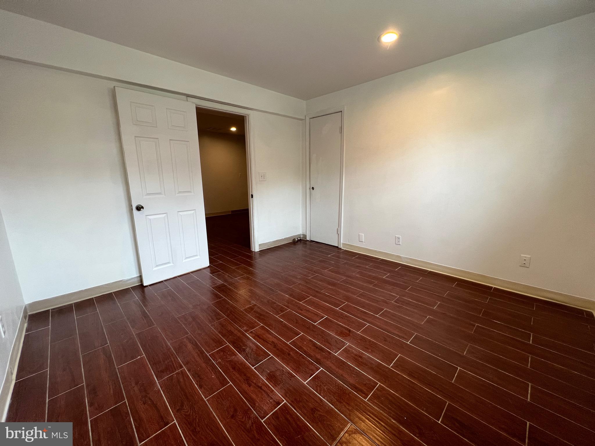 1069 VENA LANE