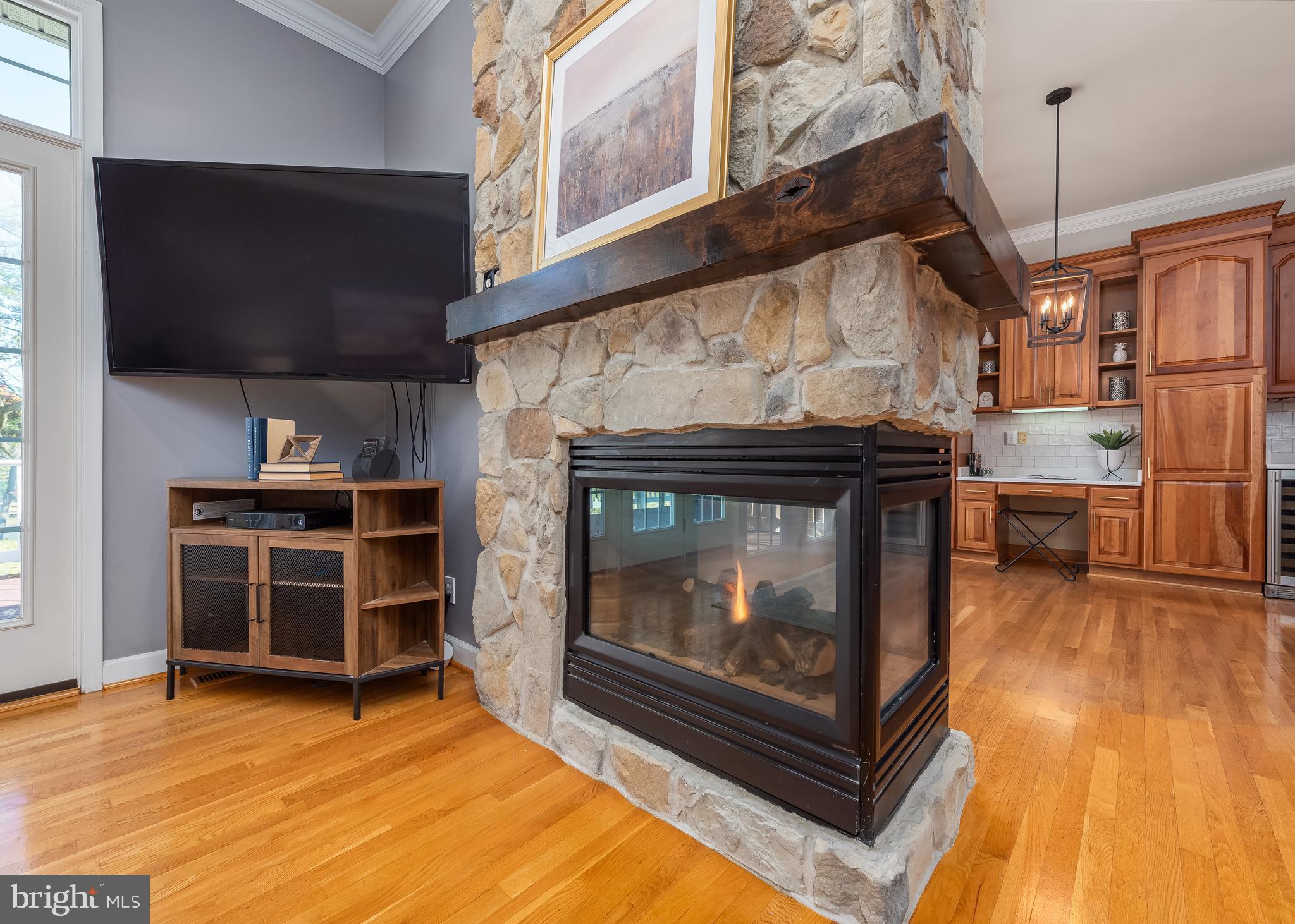 4087 WATERVIEW DRIVE