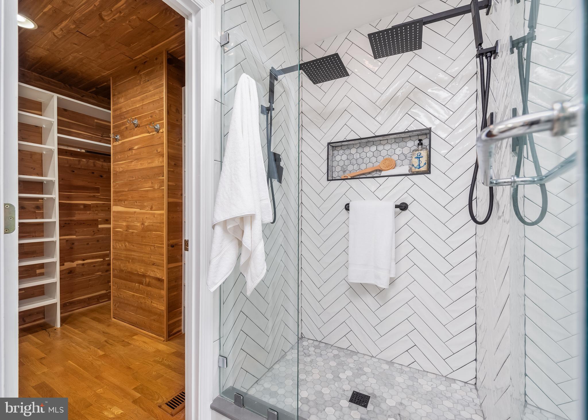 4087 WATERVIEW DRIVE