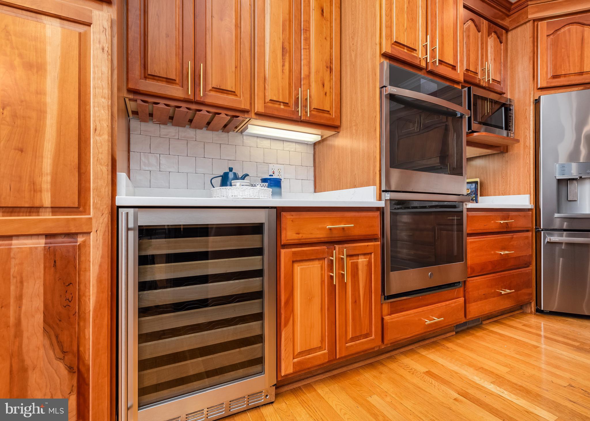 4087 WATERVIEW DRIVE