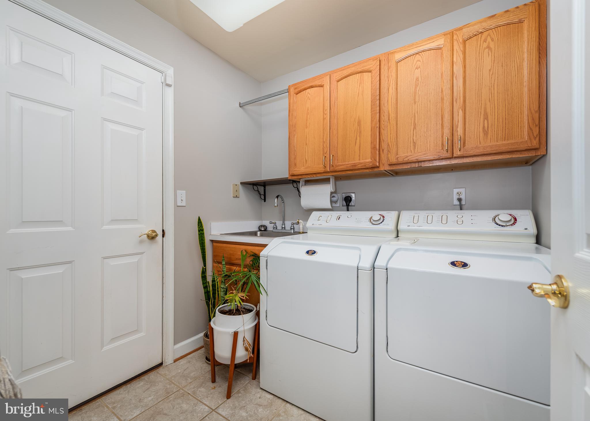 4087 WATERVIEW DRIVE