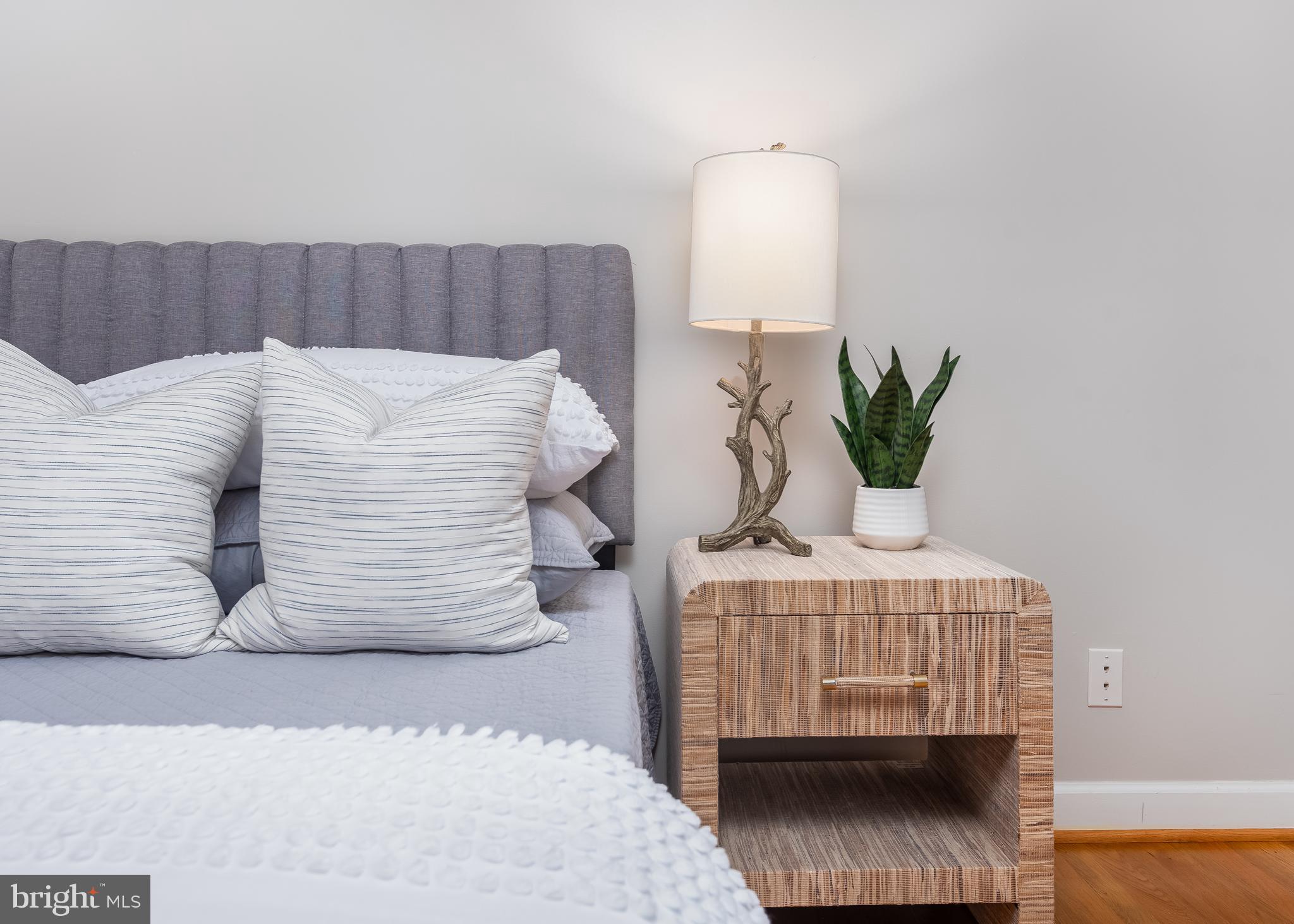 4087 WATERVIEW DRIVE