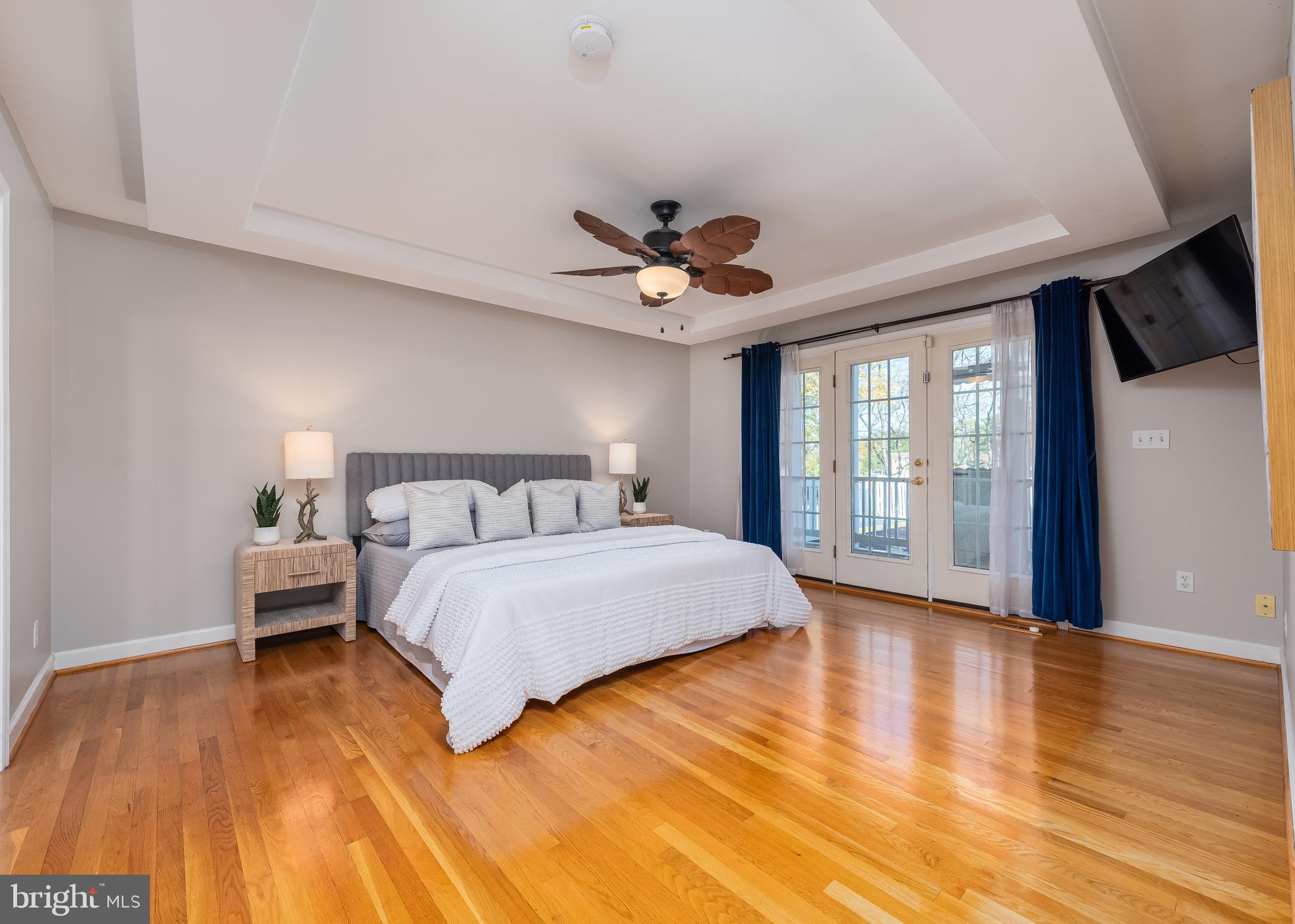 4087 WATERVIEW DRIVE