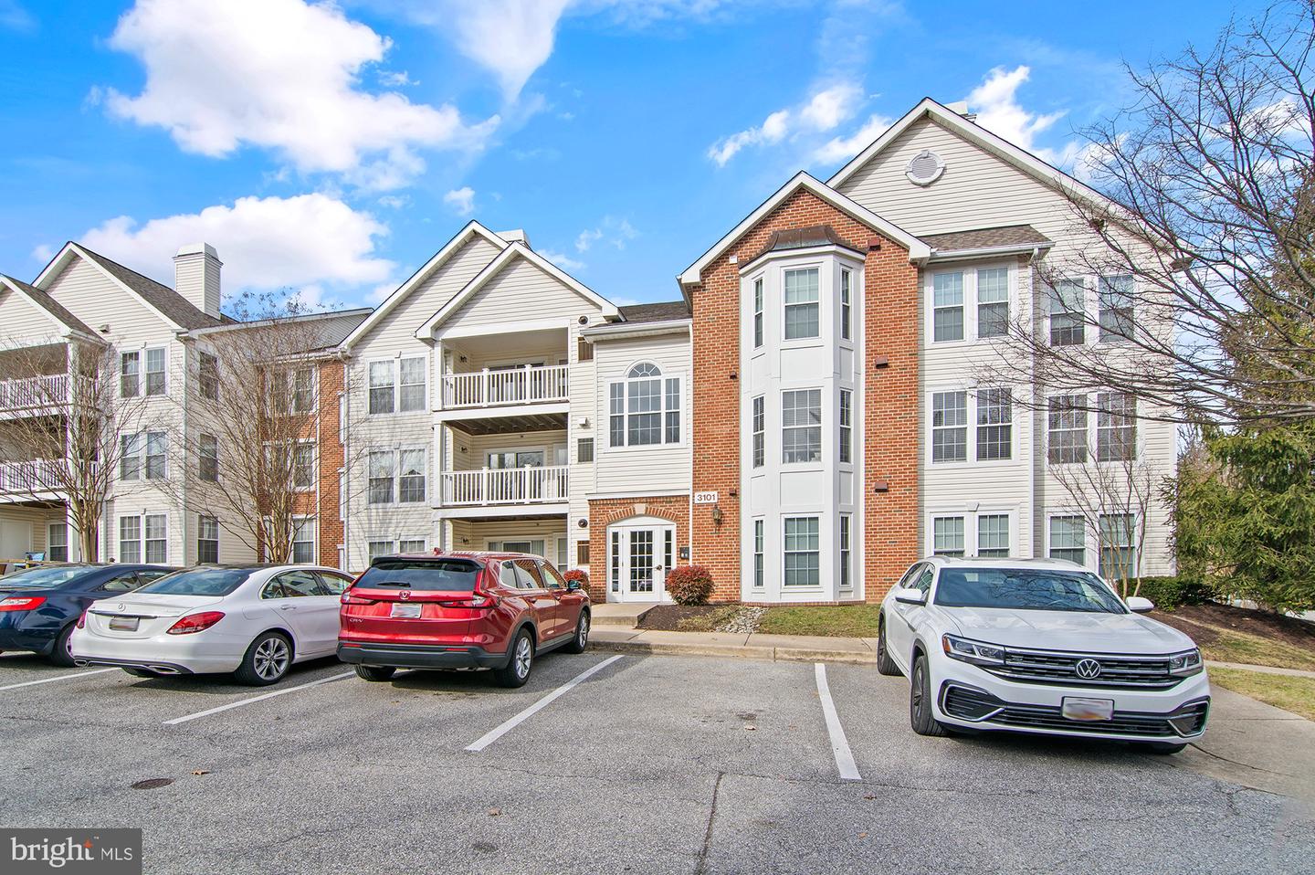 3101 River Bend Ct #B103
