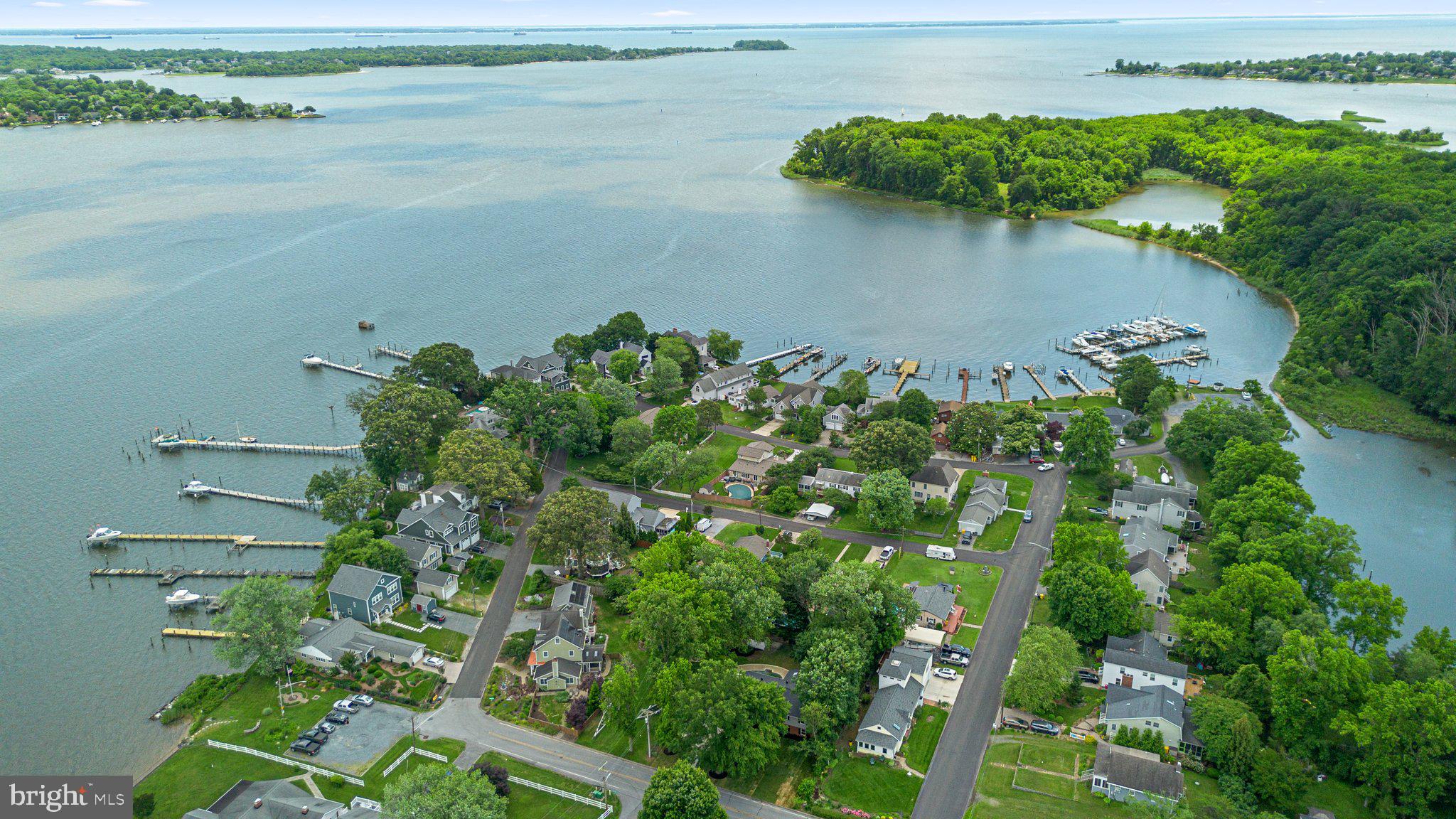 3505 LOCH HAVEN DRIVE