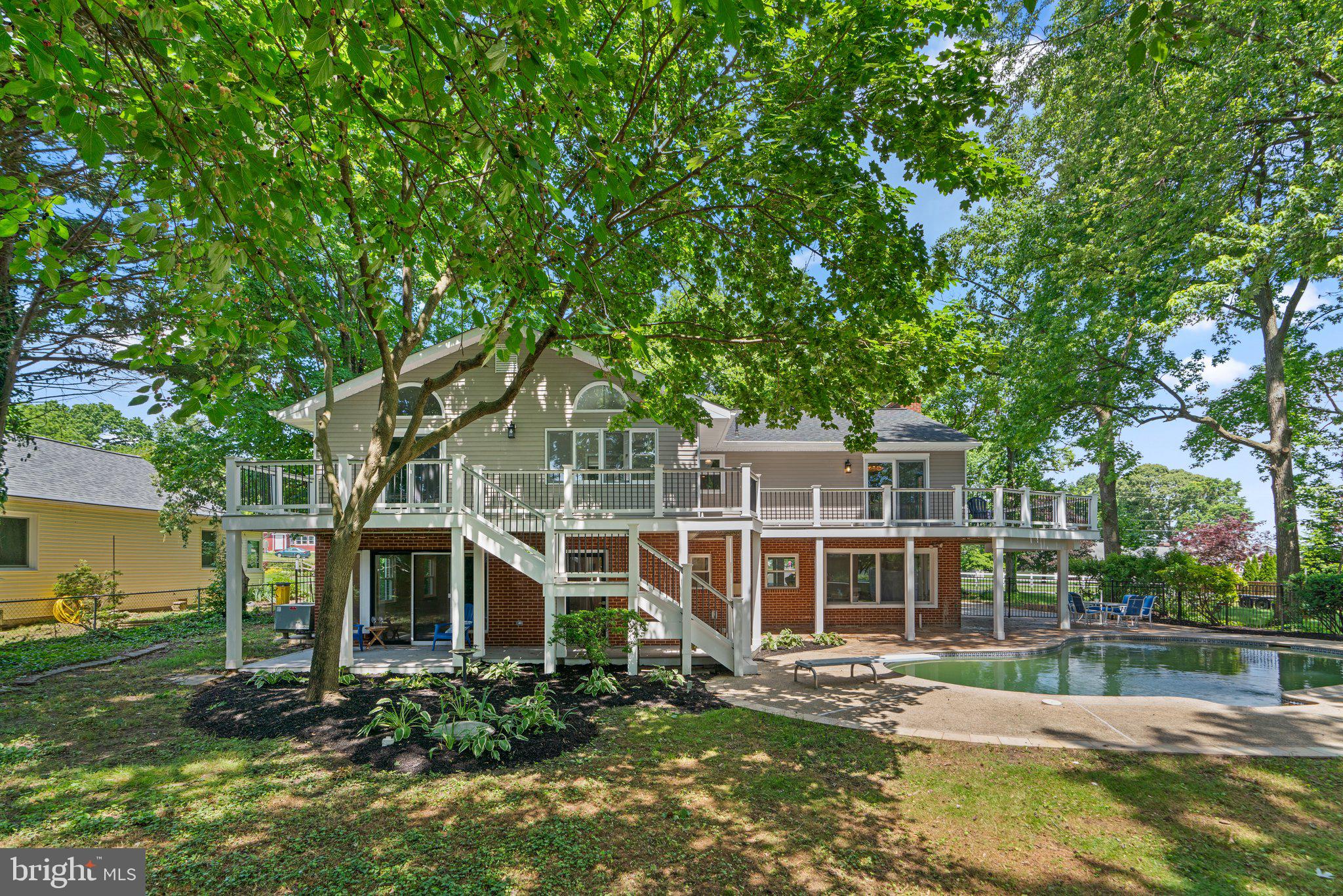 3505 LOCH HAVEN DRIVE