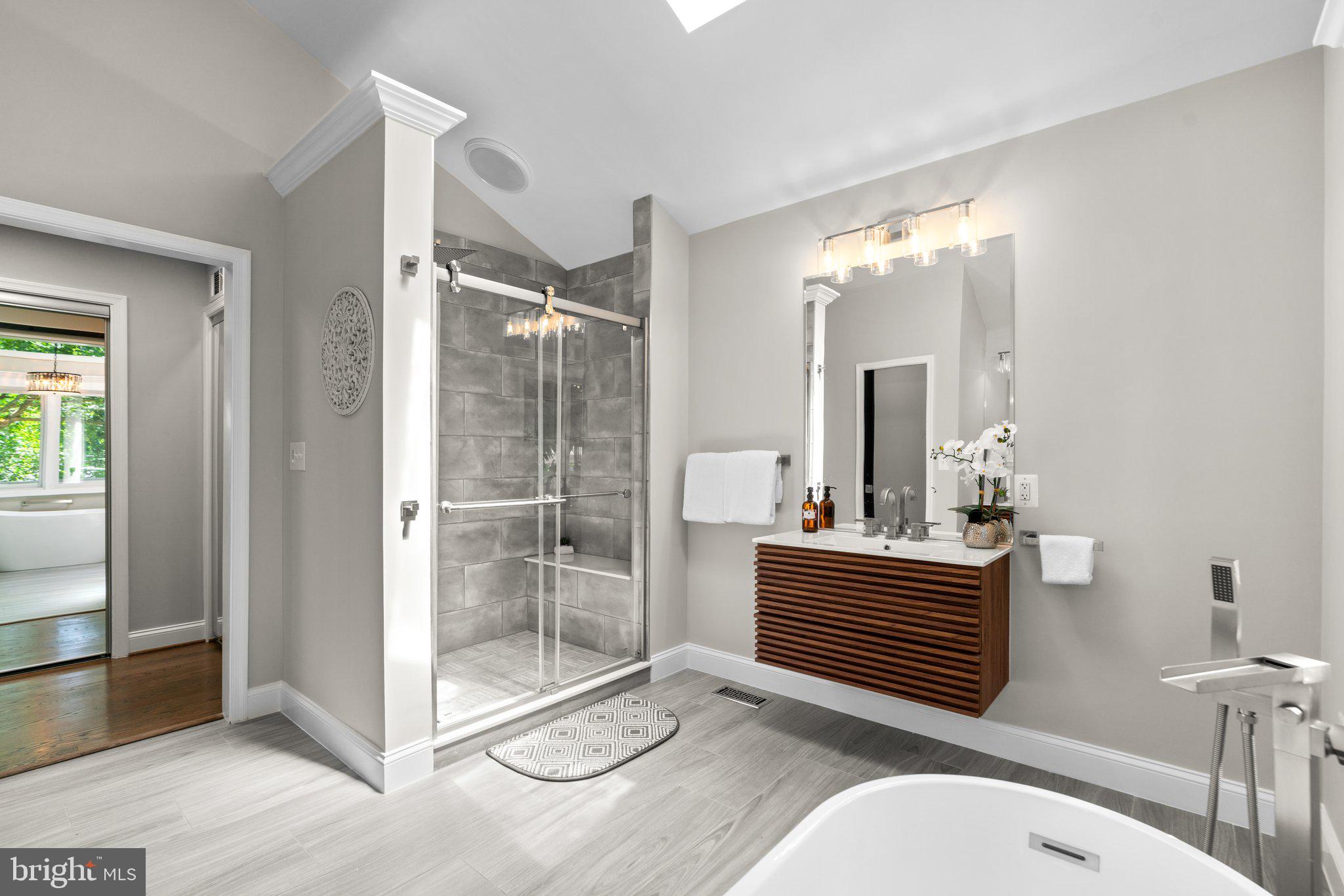 3505 LOCH HAVEN DRIVE