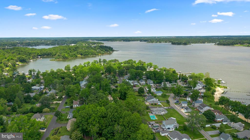 3505 LOCH HAVEN DRIVE