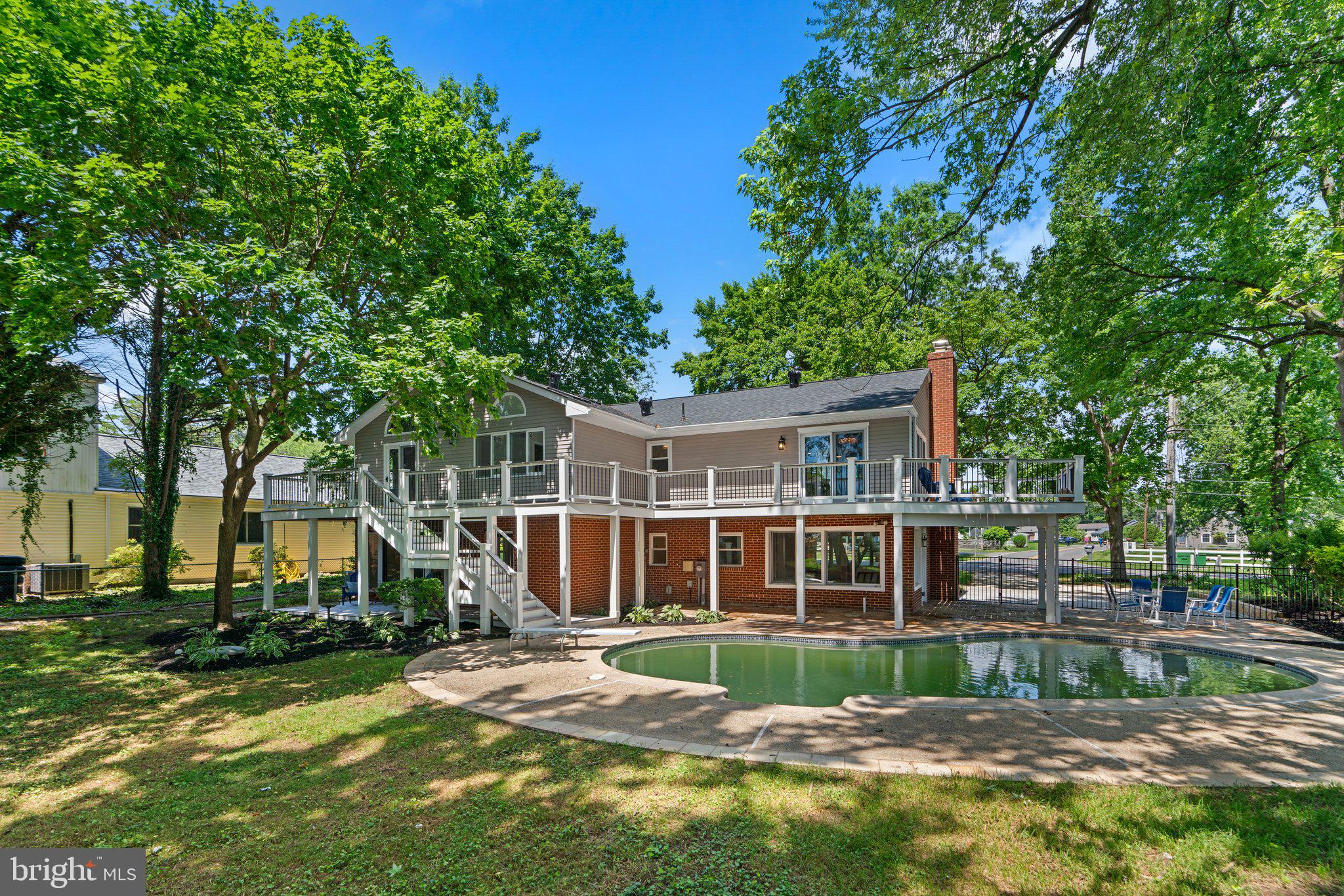 3505 LOCH HAVEN DRIVE