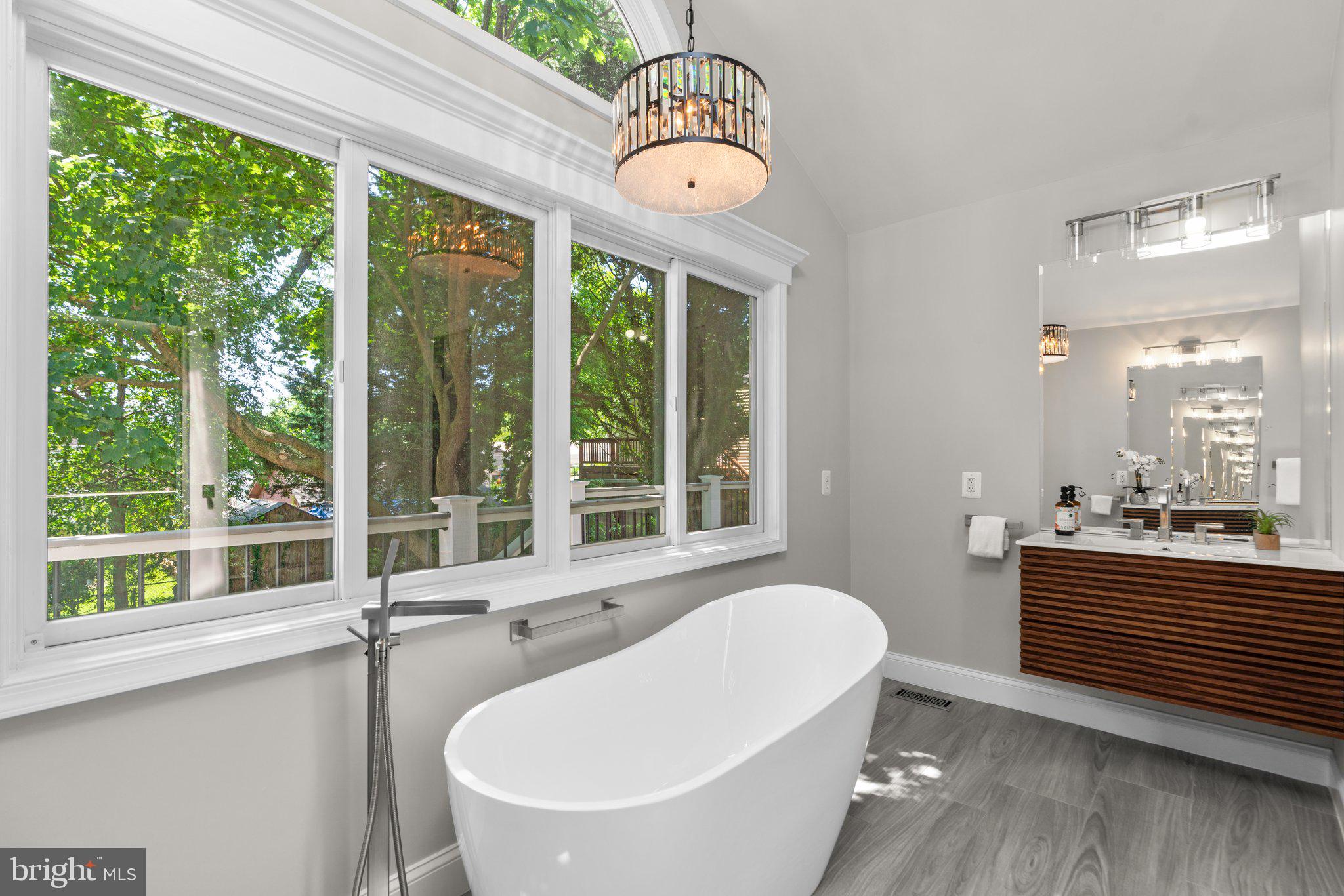 3505 LOCH HAVEN DRIVE