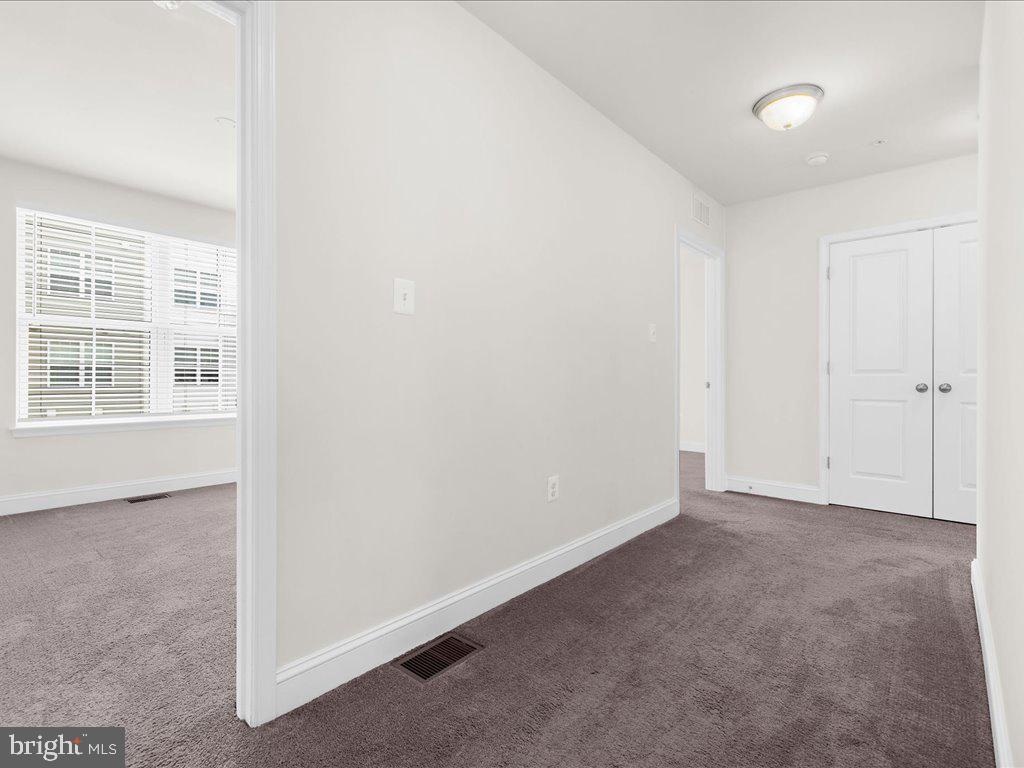 1714 FIELDSTONE COURT