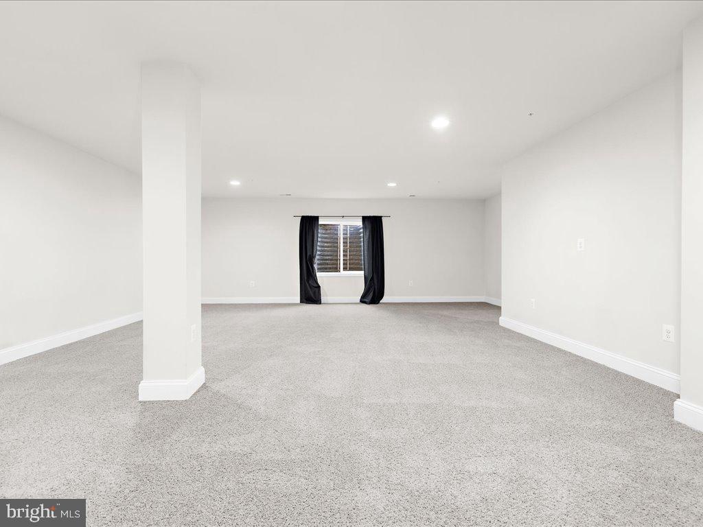 1714 FIELDSTONE COURT