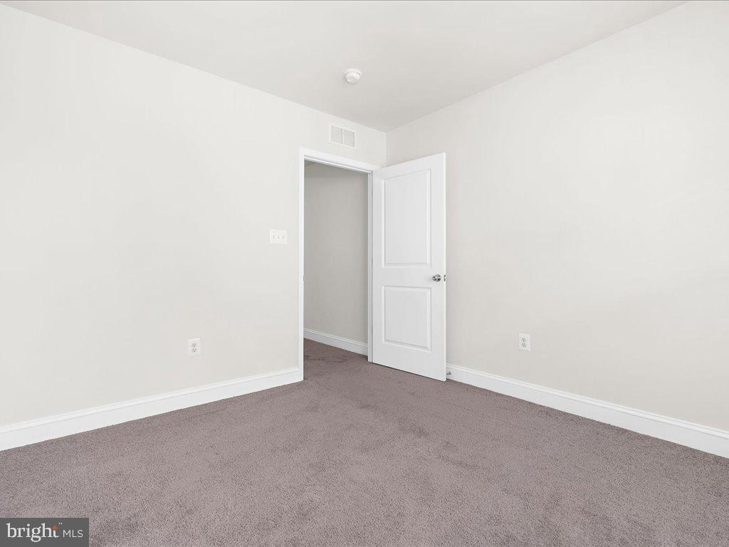 1714 FIELDSTONE COURT