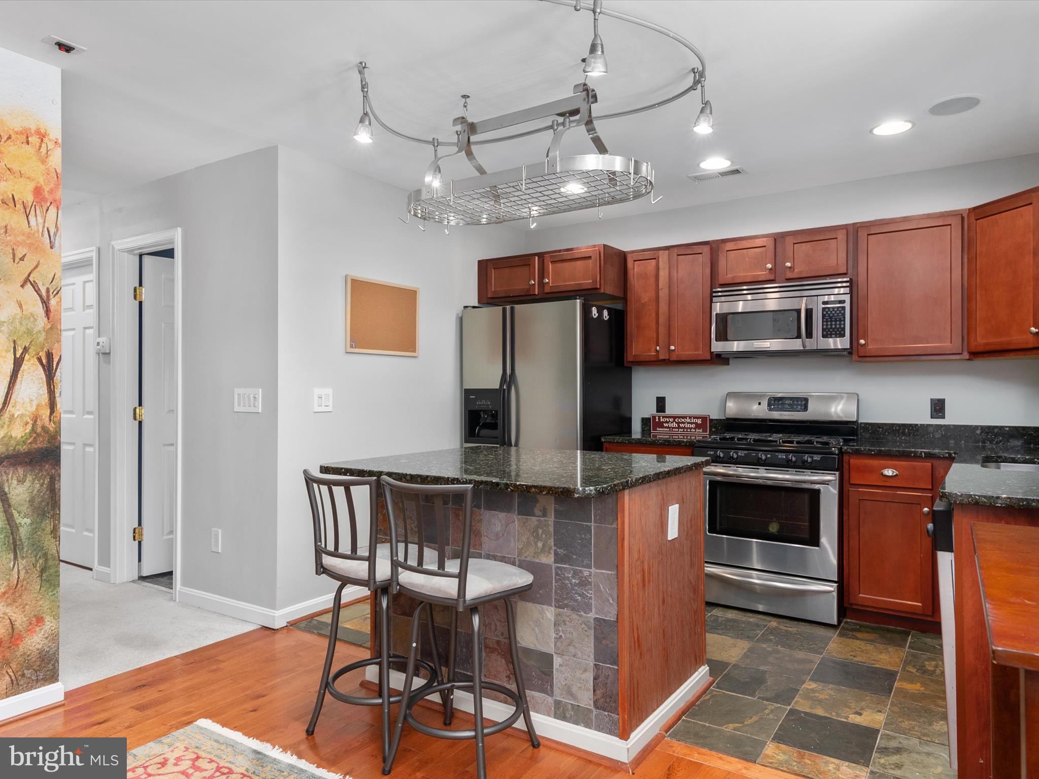 504 FAIRMOUNT DRIVE
