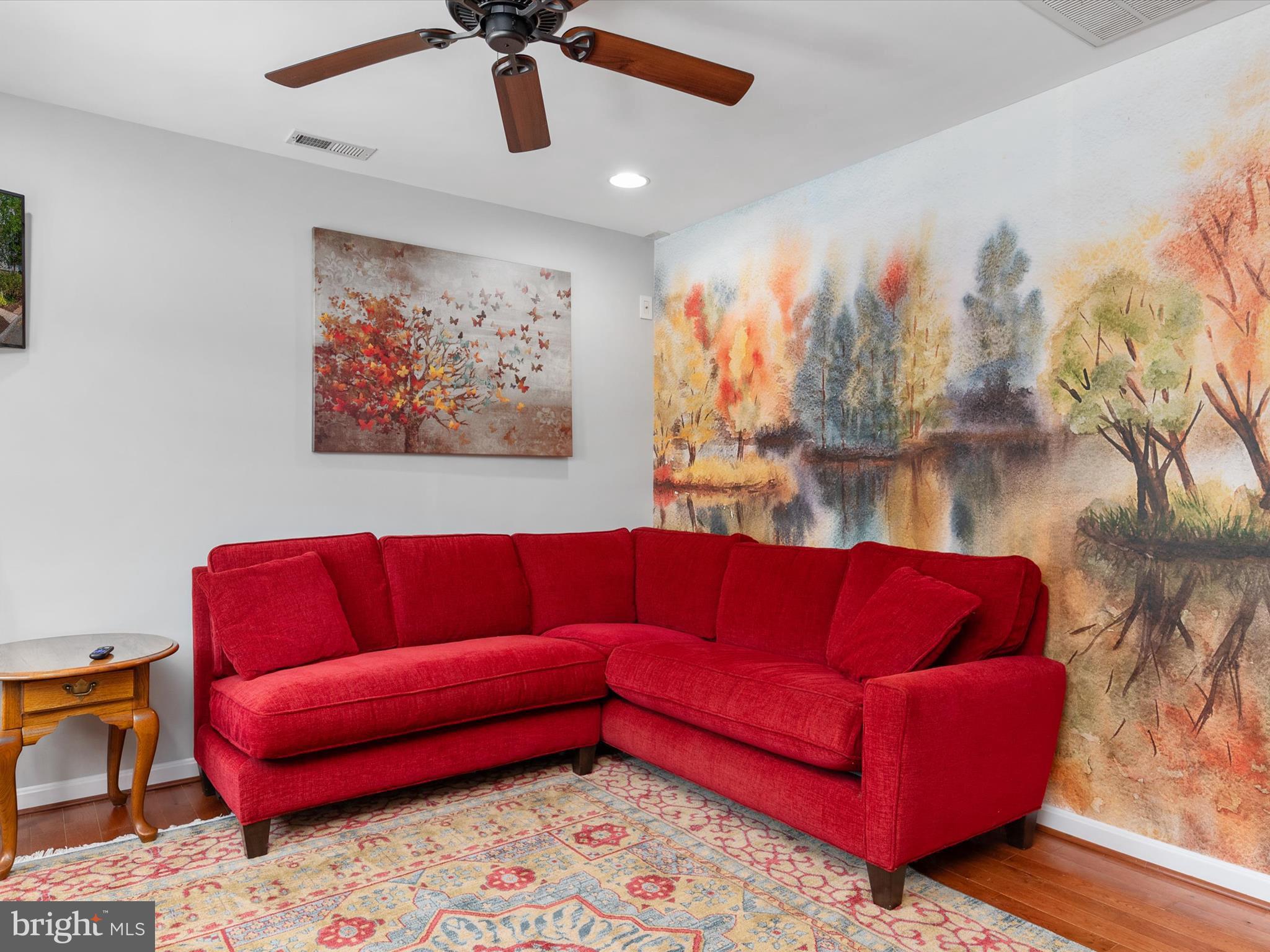 504 FAIRMOUNT DRIVE