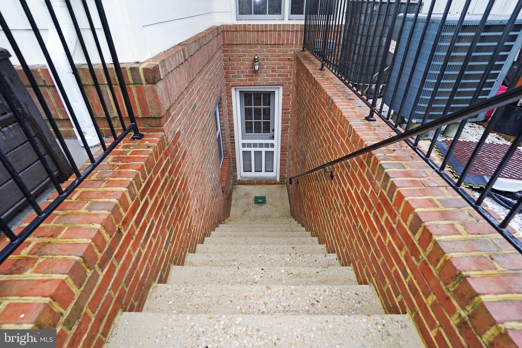 710 BRANNOCK TERRACE