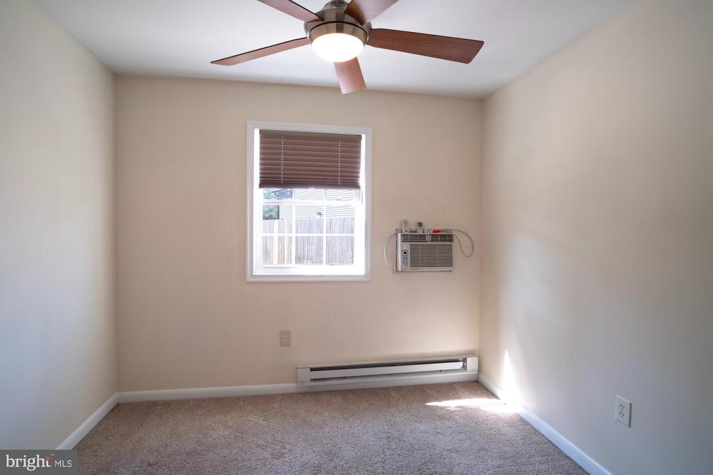 8234 ROANOKE COURT