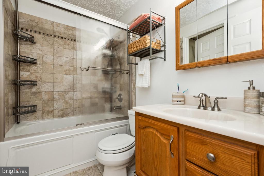 8068 WOLSEY COURT 132