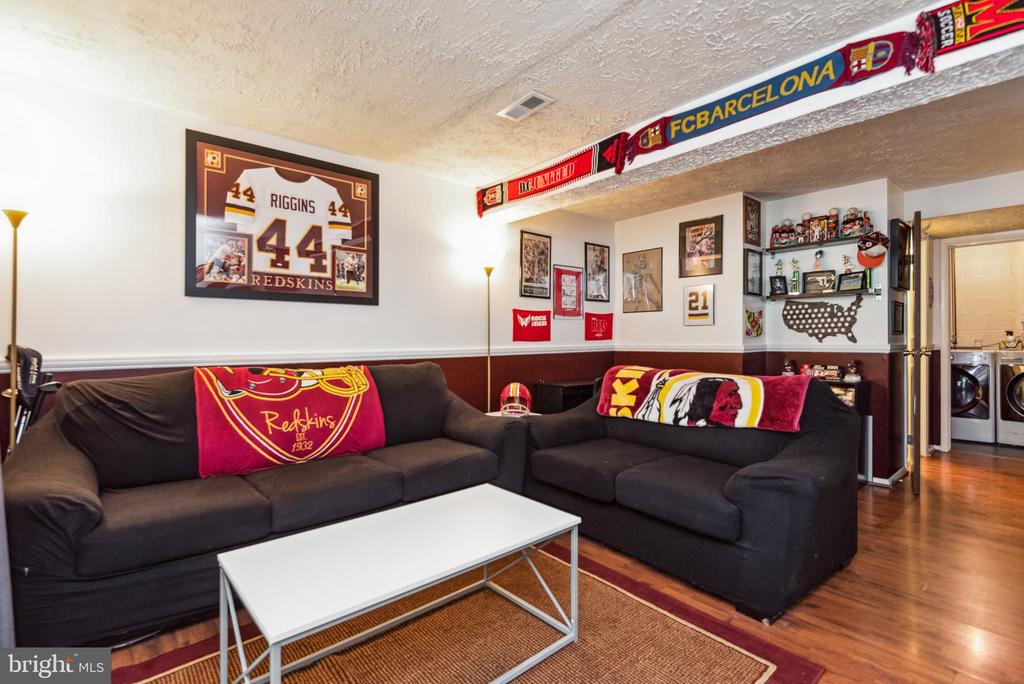 8068 WOLSEY COURT 132