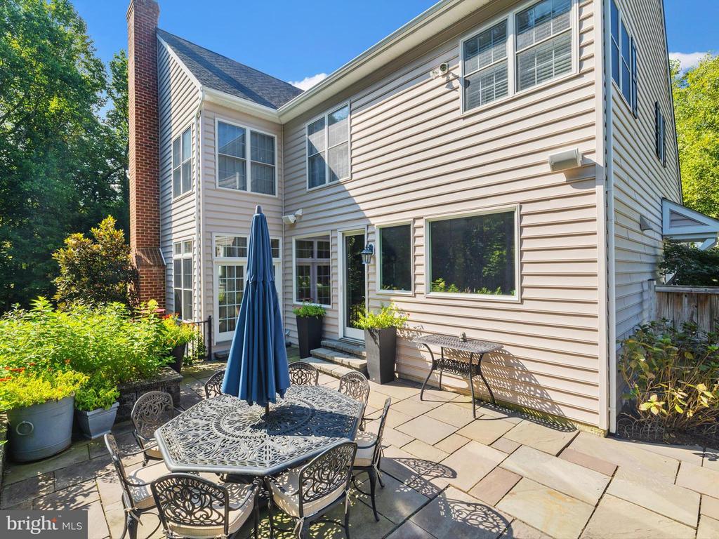 1213 TAILWIND COURT
