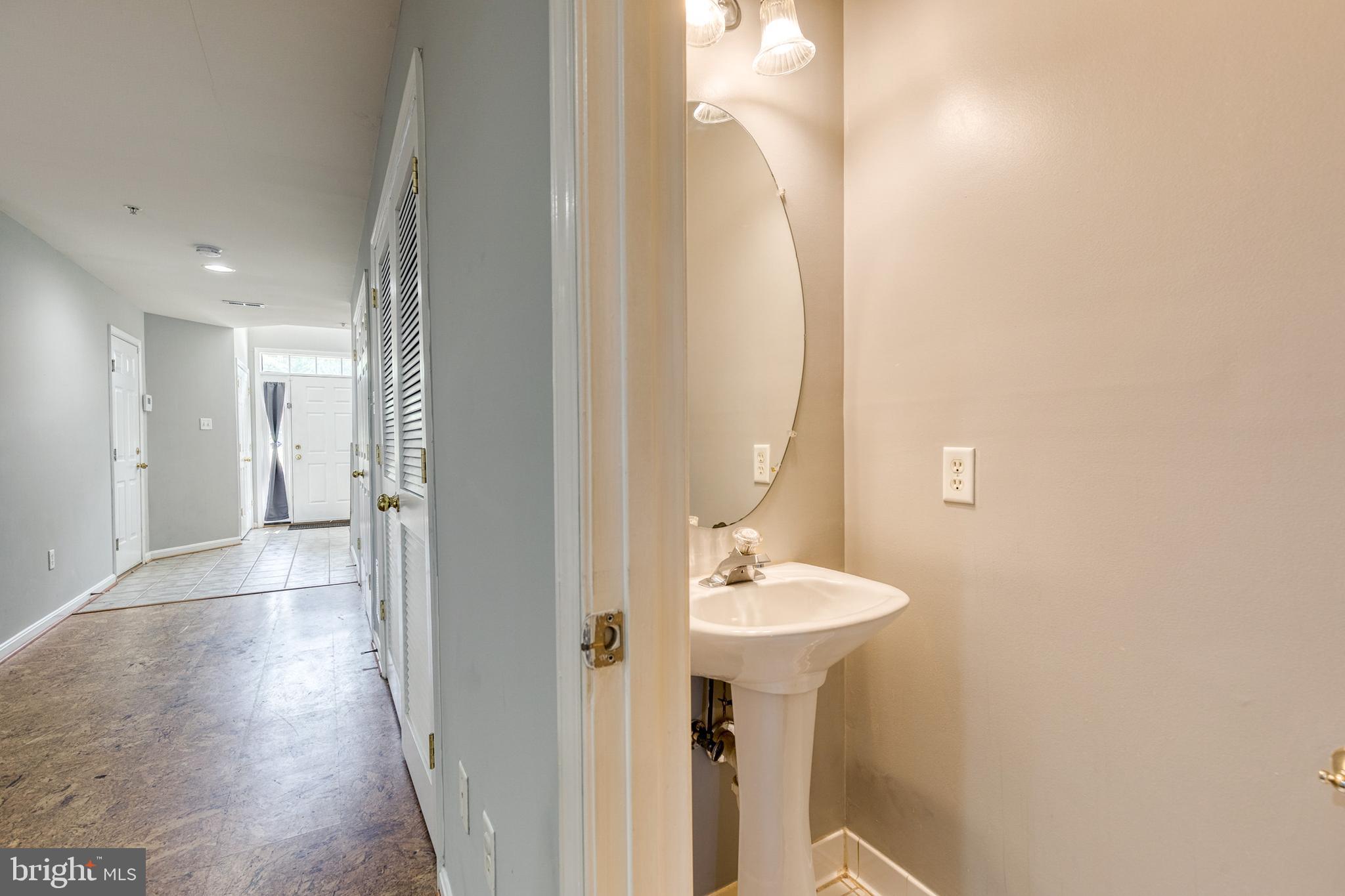 2550 JUNCO COURT