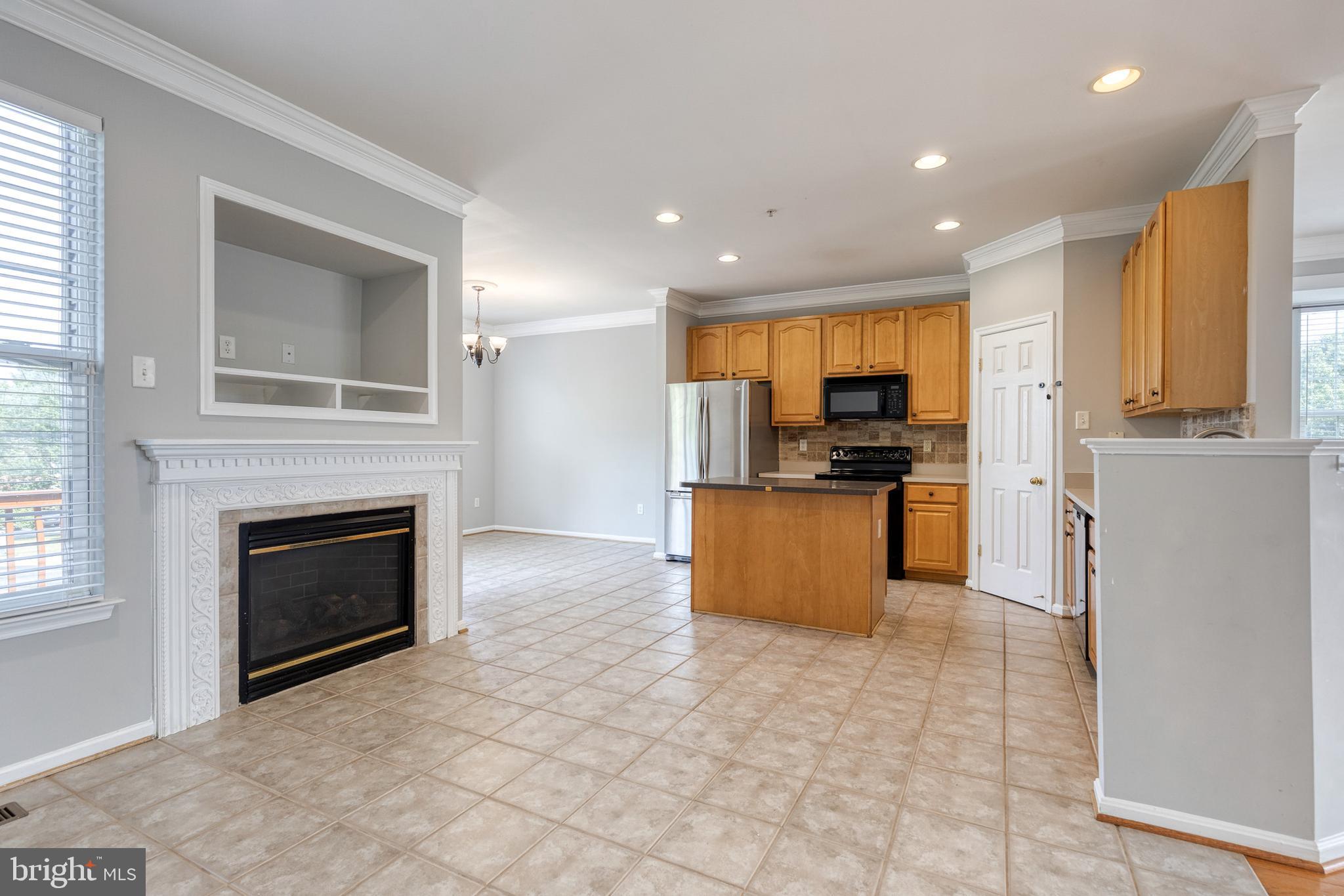 2550 JUNCO COURT