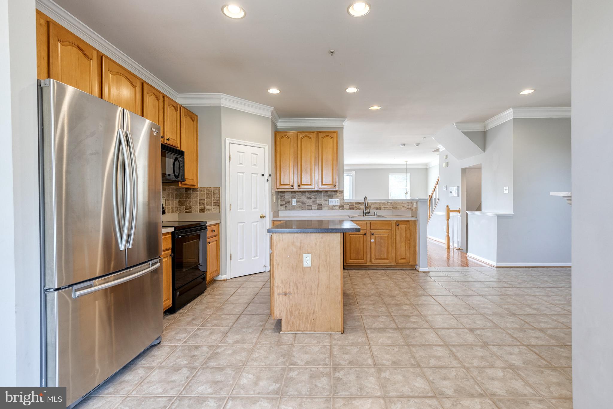 2550 JUNCO COURT