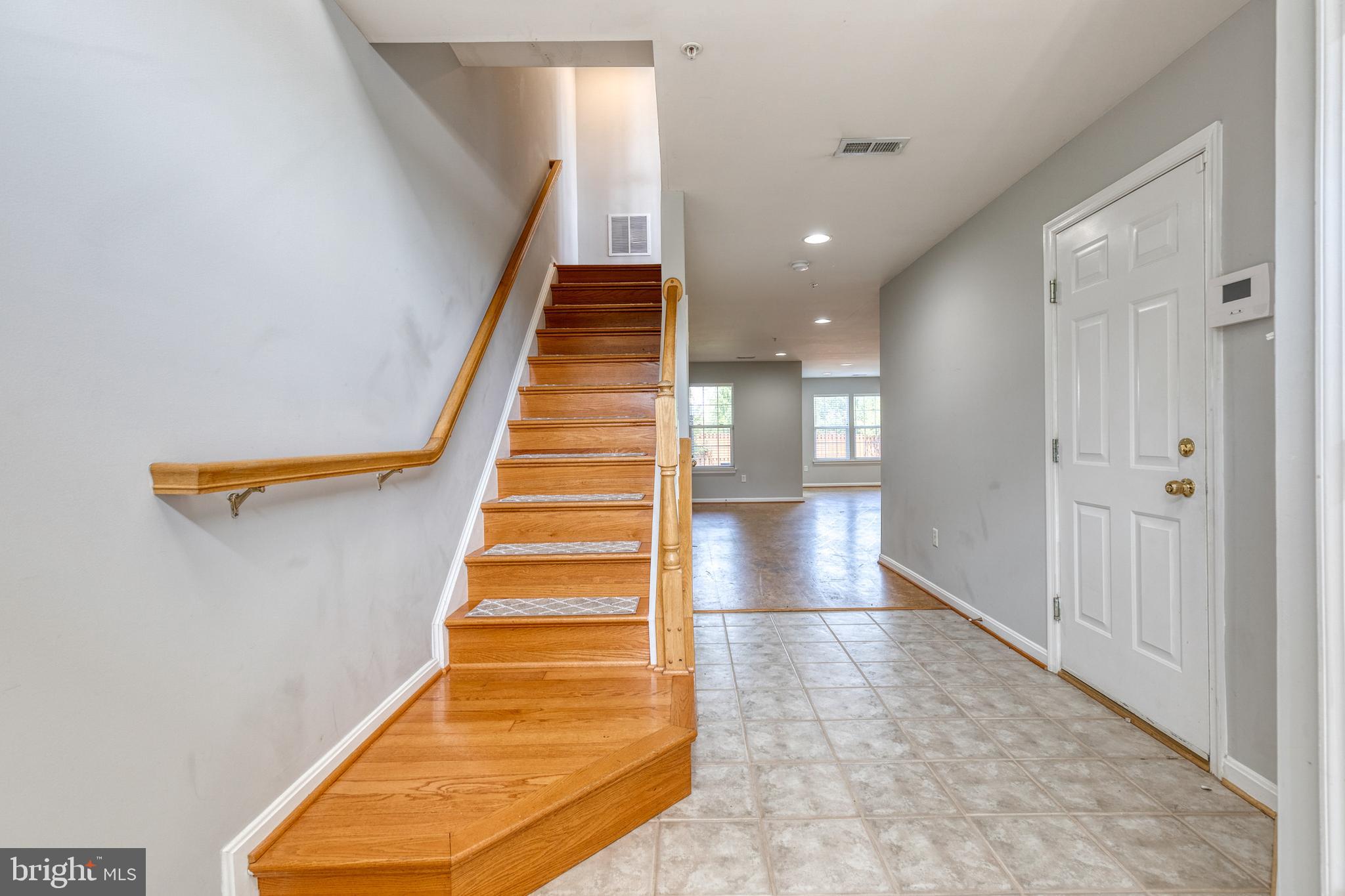2550 JUNCO COURT