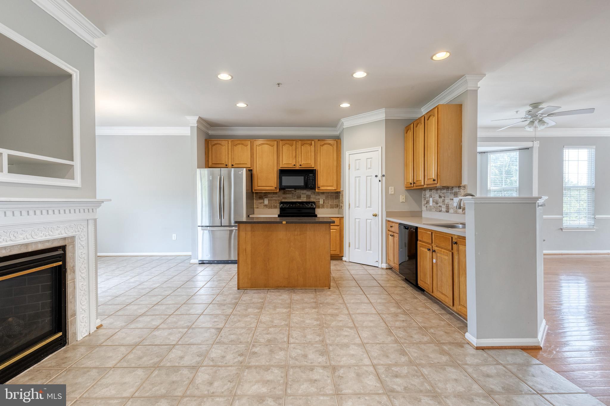 2550 JUNCO COURT