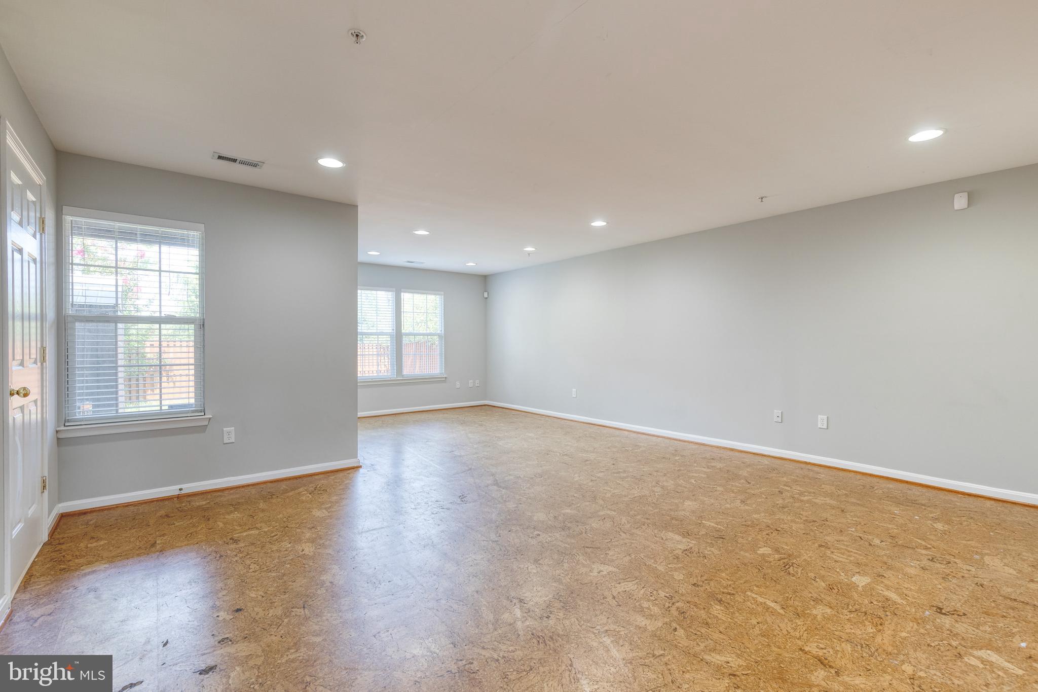 2550 JUNCO COURT