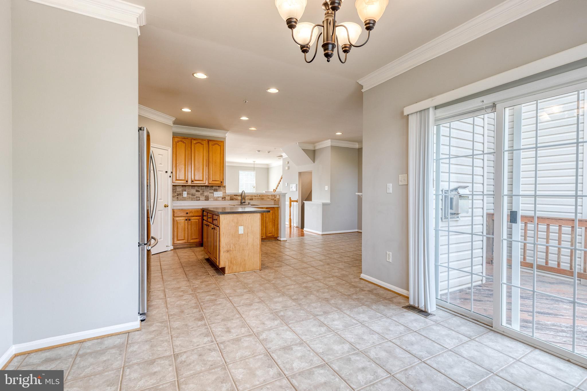 2550 JUNCO COURT