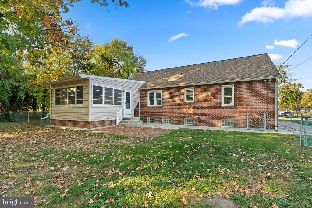 531 FOREST VIEW ROAD
