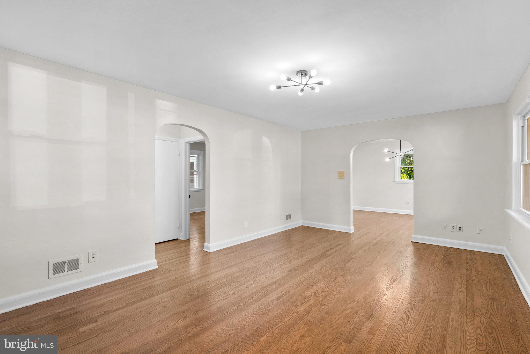 531 FOREST VIEW ROAD