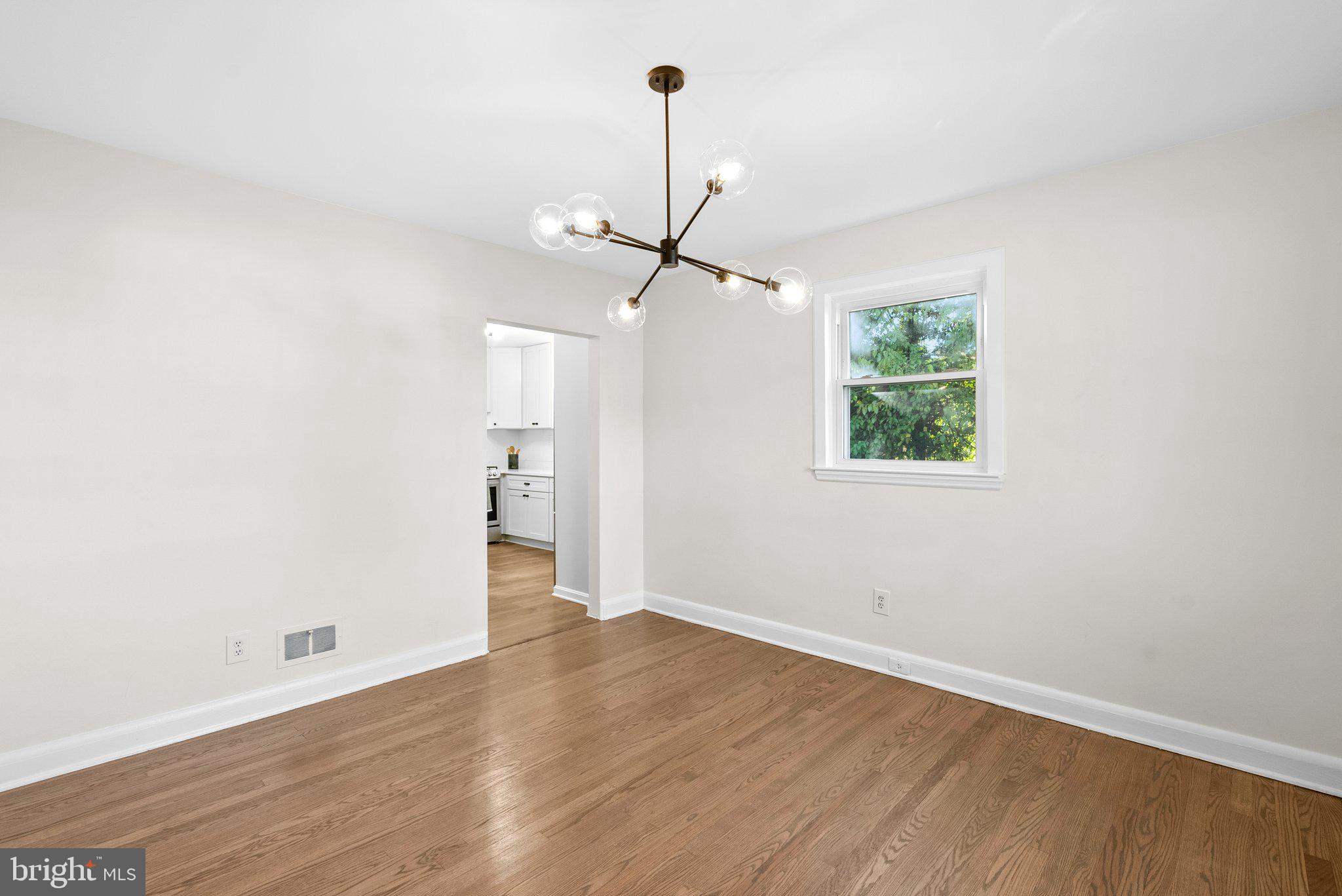 531 FOREST VIEW ROAD