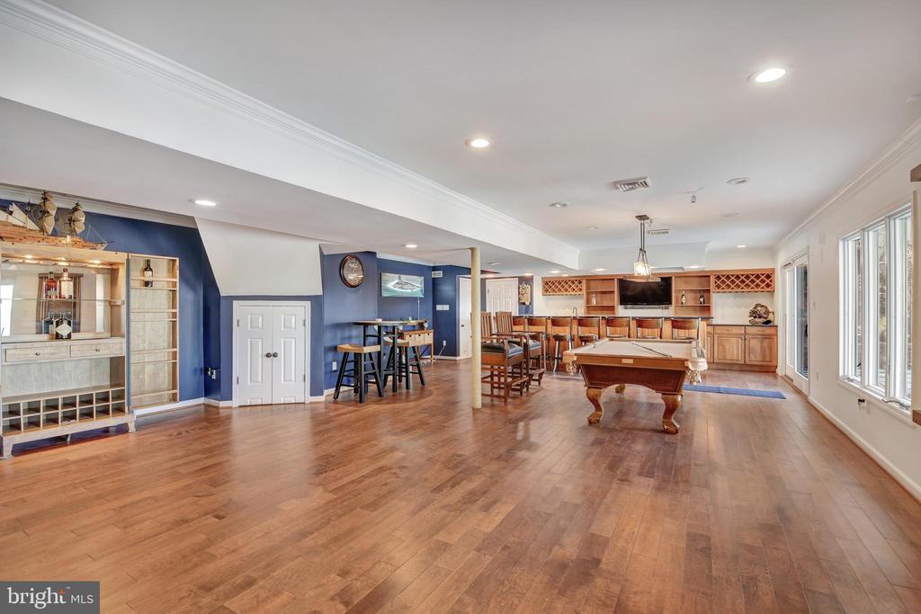 1146 SEVERNVIEW DRIVE
