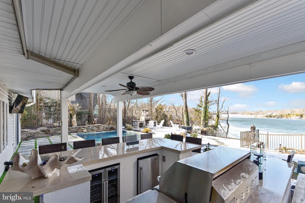 1146 SEVERNVIEW DRIVE