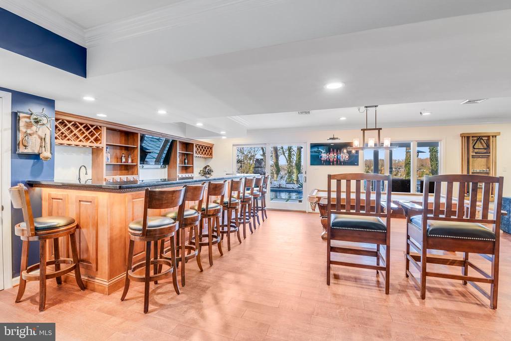 1146 SEVERNVIEW DRIVE