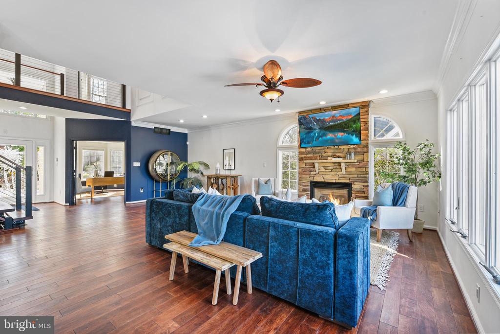 1146 SEVERNVIEW DRIVE