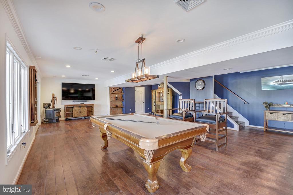 1146 SEVERNVIEW DRIVE