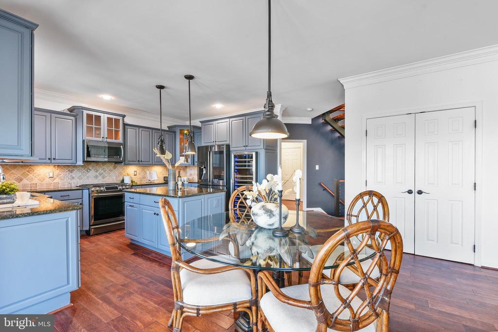 1146 SEVERNVIEW DRIVE