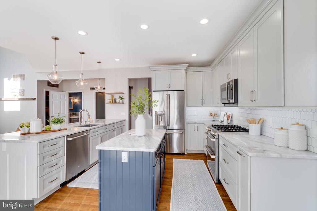 721 WAGNER FARM ROAD