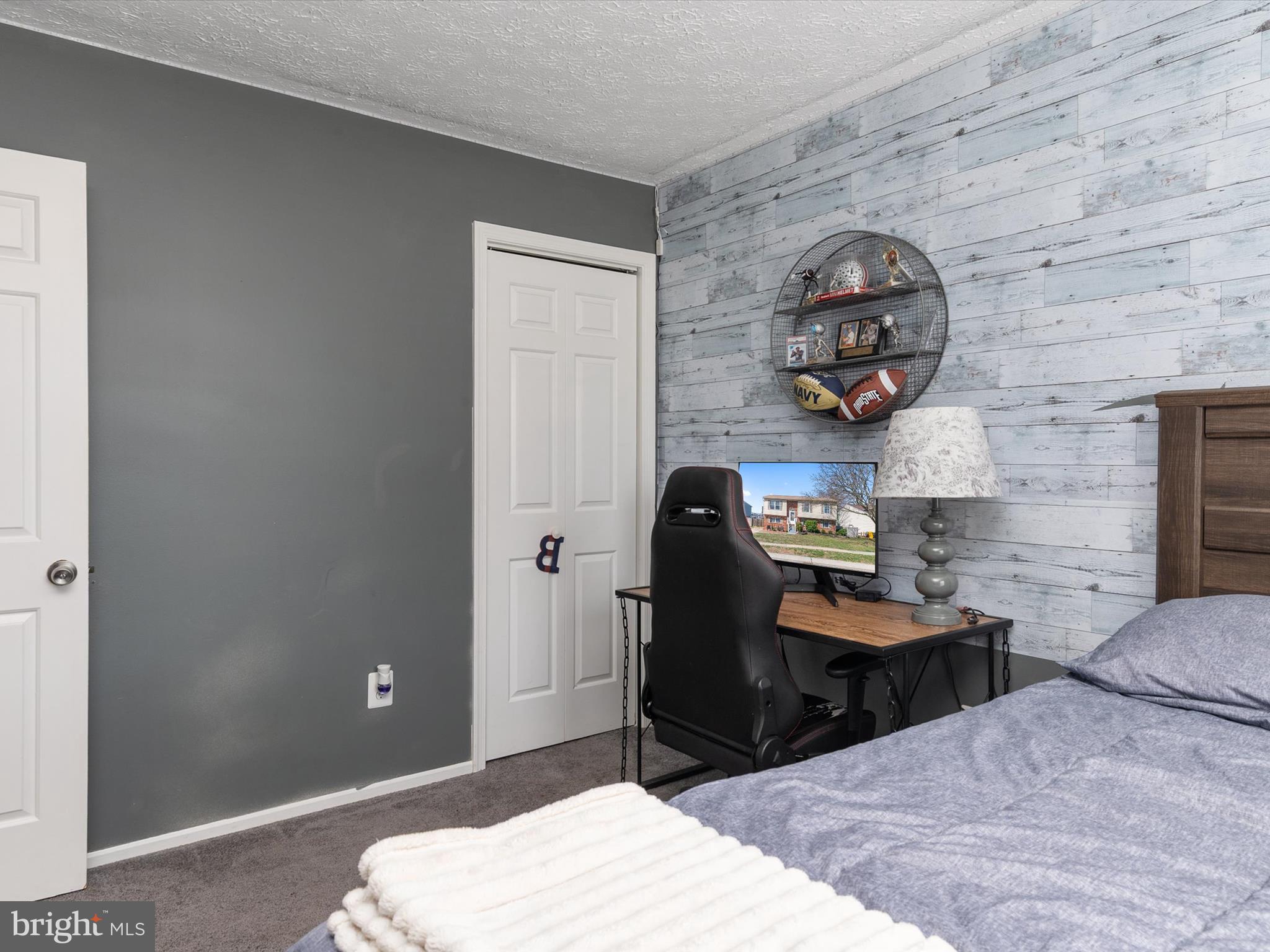 1739 REMINGTON DRIVE