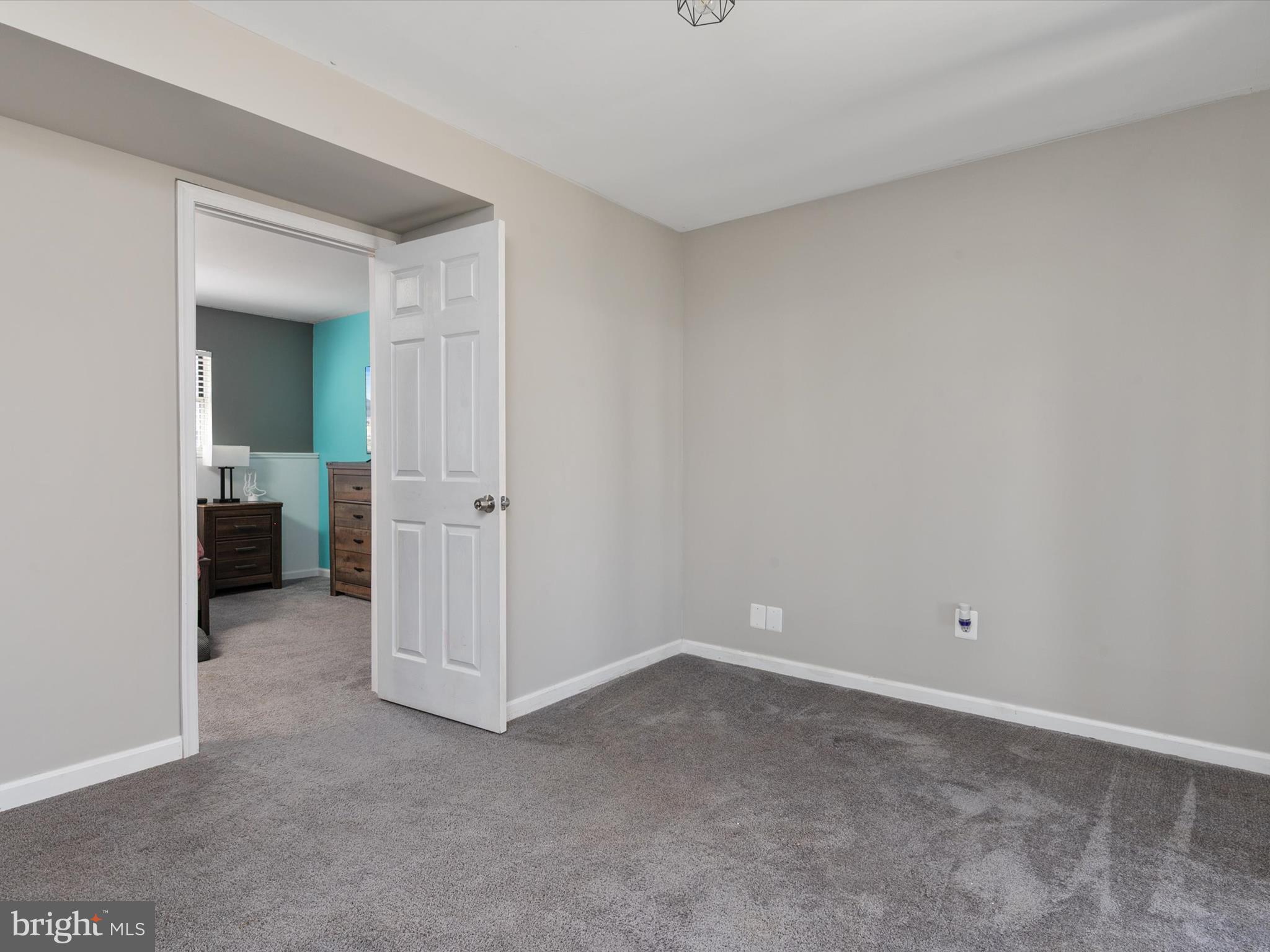 1739 REMINGTON DRIVE