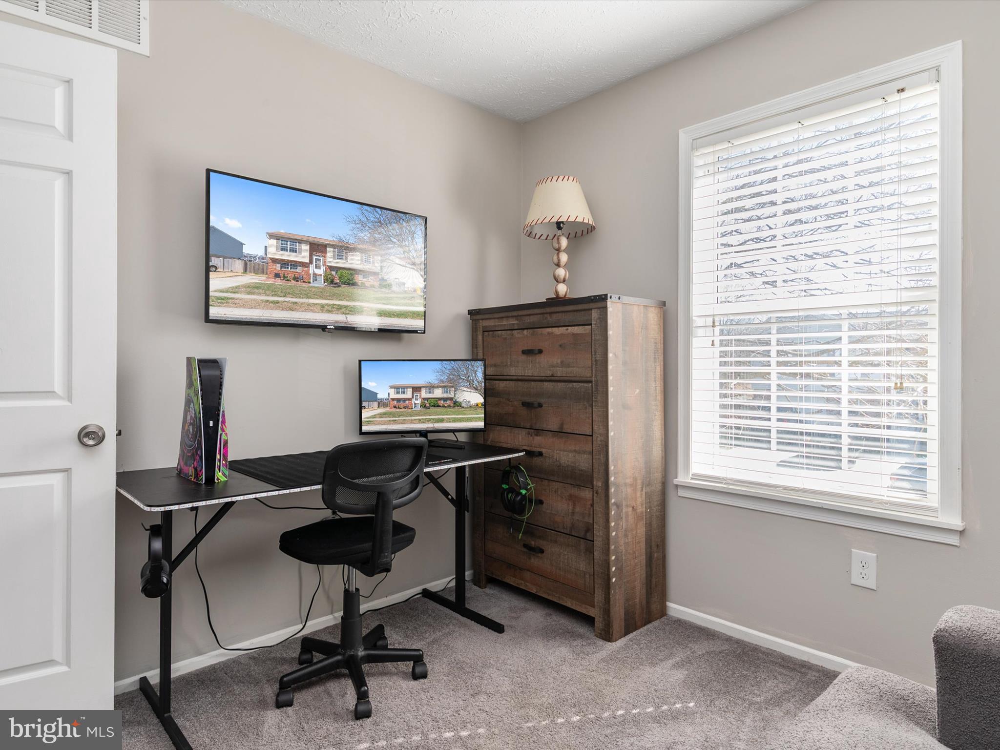 1739 REMINGTON DRIVE