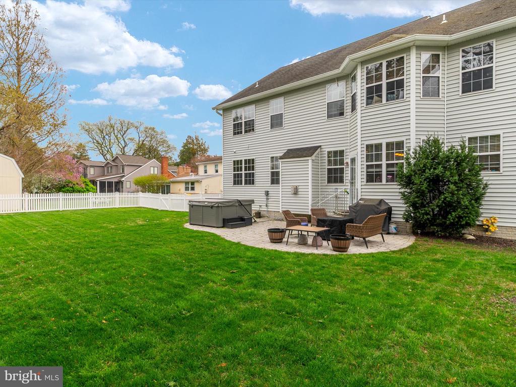 688 RED CEDAR ROAD