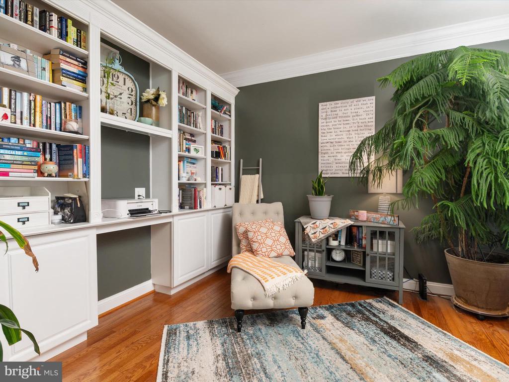 688 RED CEDAR ROAD