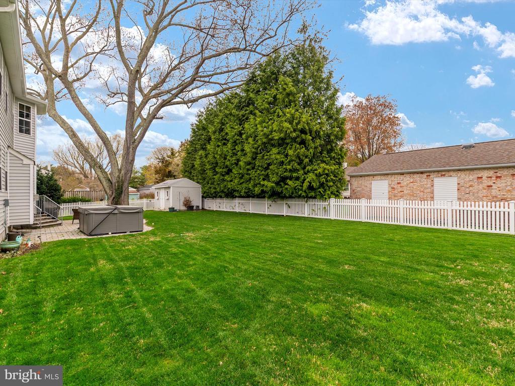688 RED CEDAR ROAD