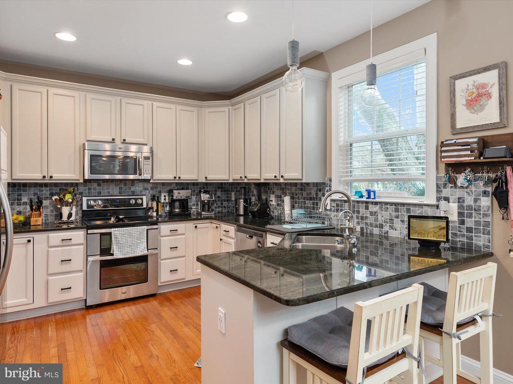 688 RED CEDAR ROAD